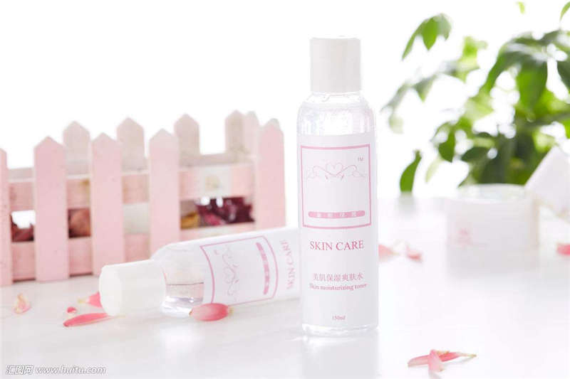 在化妝品生產中，環氧地坪涂料施工公司處于什么位置？